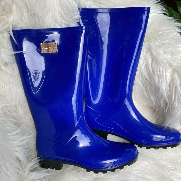 NIB Nicole Miller Rainy Day Rain Boots Cobalt Blue - Picture 4 of 6